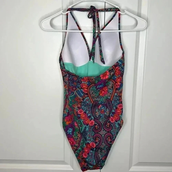 MOONTIDE Colorful Floral Print Twist Front Halter One Piece Swimsuit NWOT - Picture 2 of 6